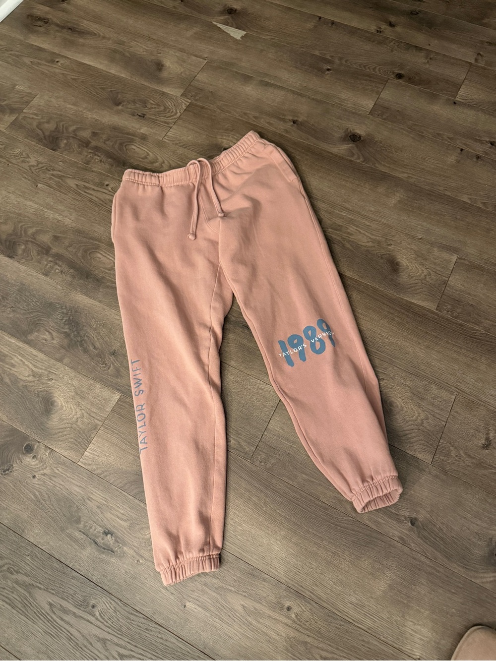 Official Taylor Swift 1989 (Taylor's Version) Pink Jogger Sweatpants size medium